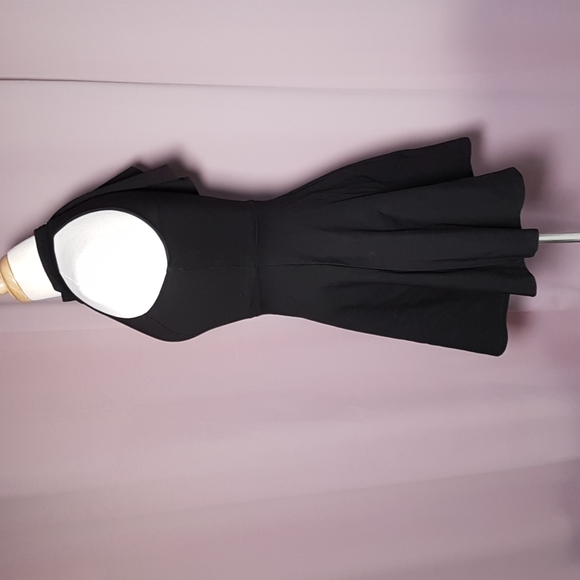 Lulu's black party dress - Picture 4 of 8